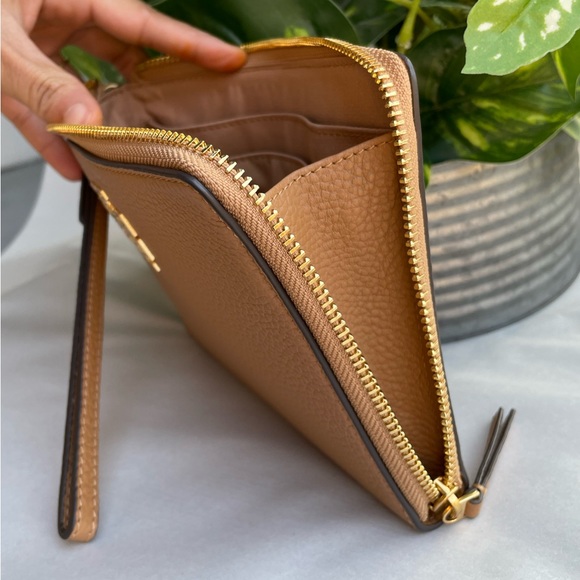 New, authentic britten large zip pouch - Picture 4 of 12